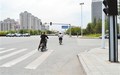 闯红灯停在路中间扣分吗