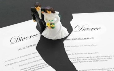 2022净身出户离婚协议书范文