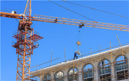 　　建筑施工工程承包企业的承包范围是怎样的